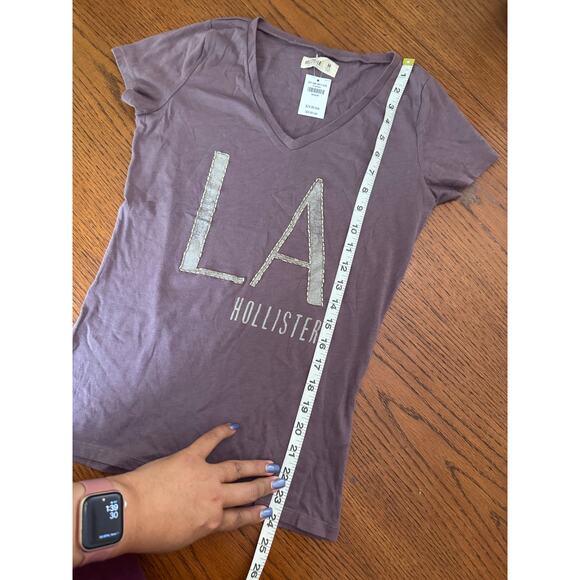 NWT Hollister V Neck Shirt Size M - Picture 4 of 7